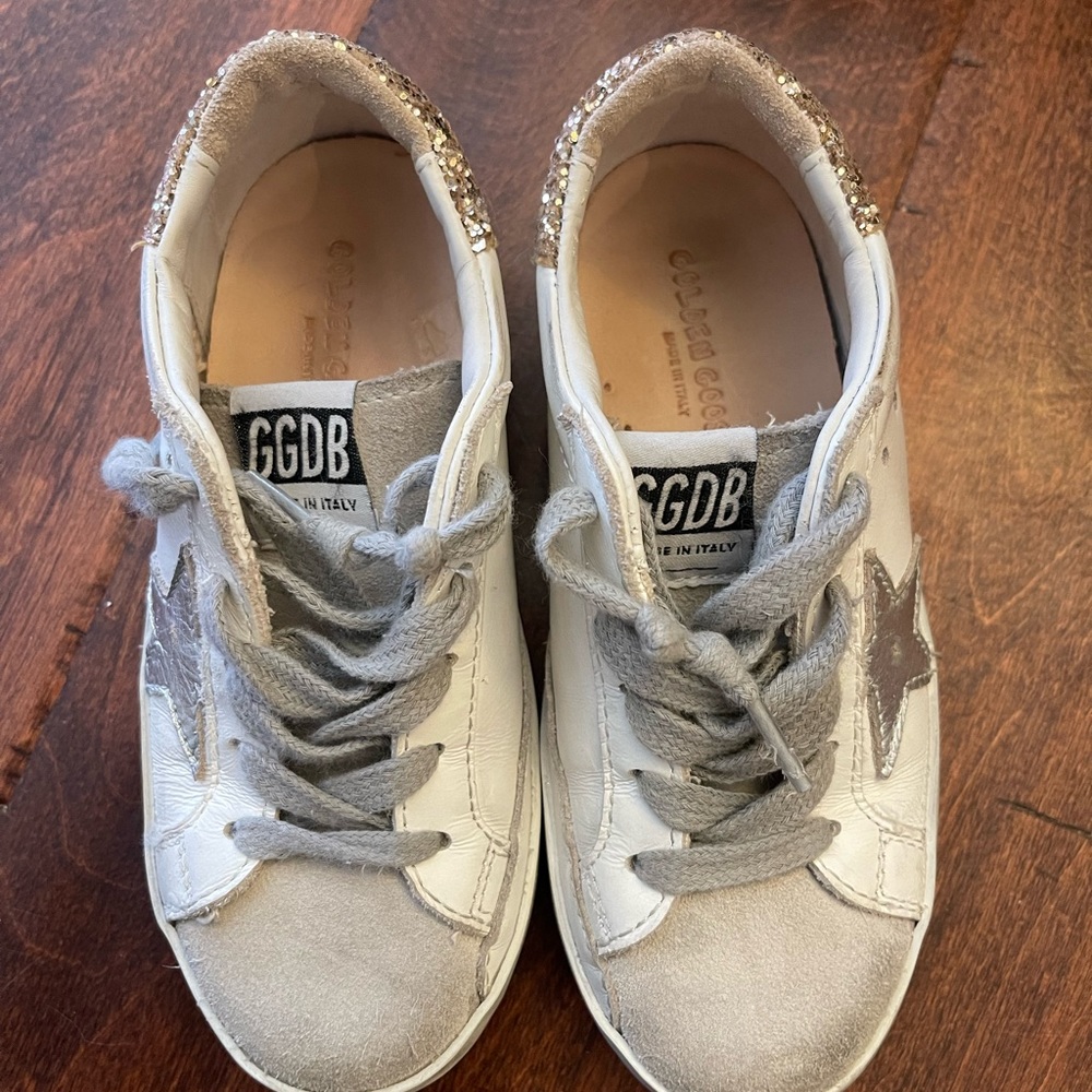 Toddler girls Golden Goose sneakers Size 27 in excellent condition.